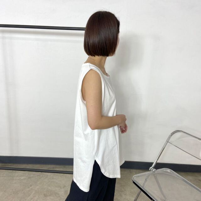 裾ラウンドタンクトップ