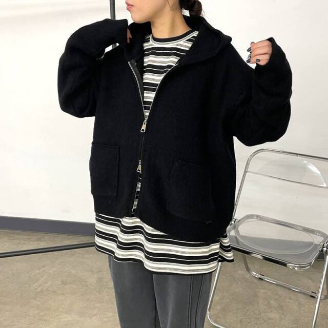 ニットZIPパーカー