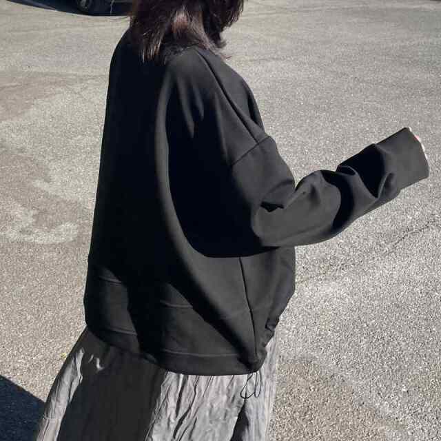 刺繍貼付プルオーバー