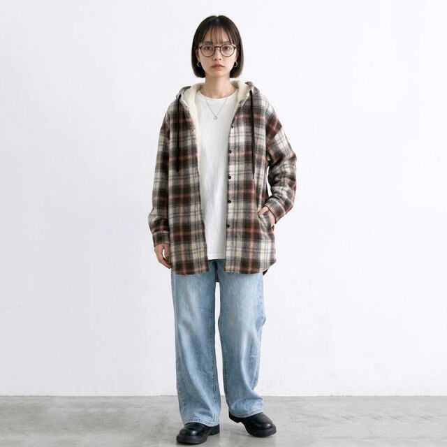 暖フードチェックシャツ