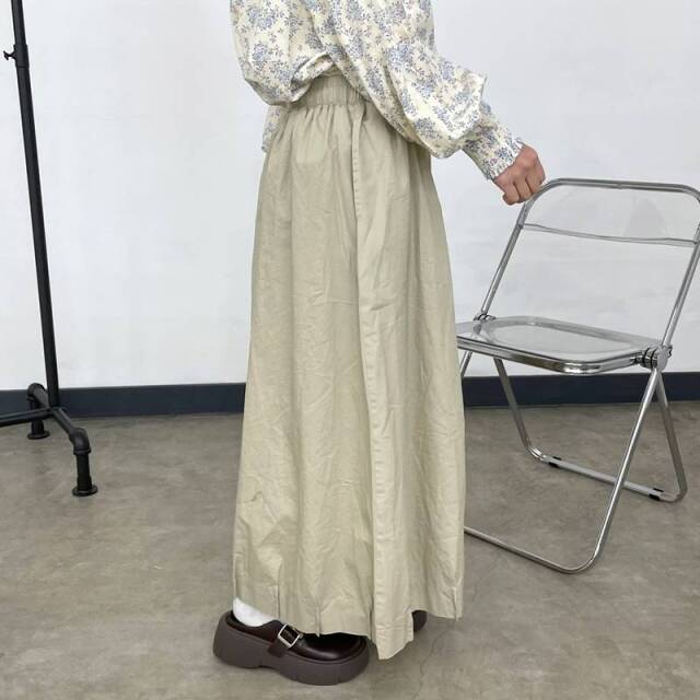薄ツイル裾タックコクーンスカート