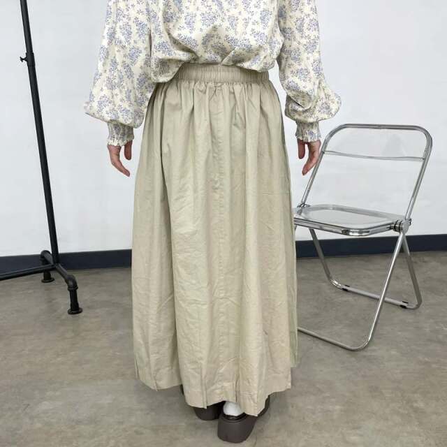 薄ツイル裾タックコクーンスカート