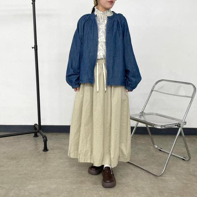 薄ツイル裾タックコクーンスカート