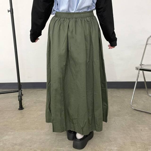 薄ツイル裾タックコクーンスカート