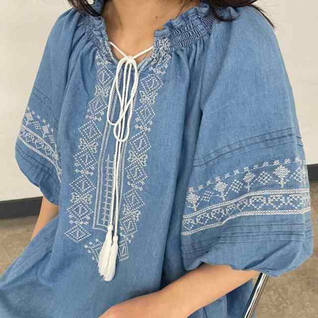 デニム刺繍プルオーバー