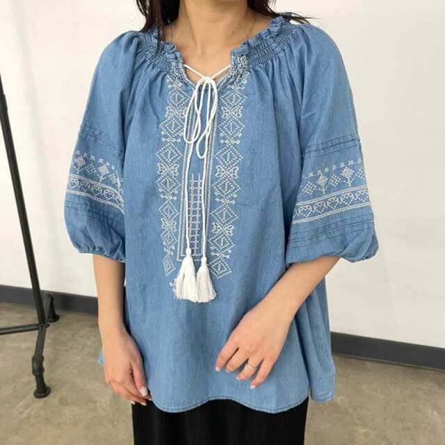 デニム刺繍プルオーバー