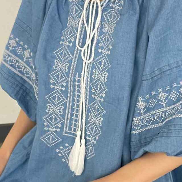 デニム刺繍プルオーバー