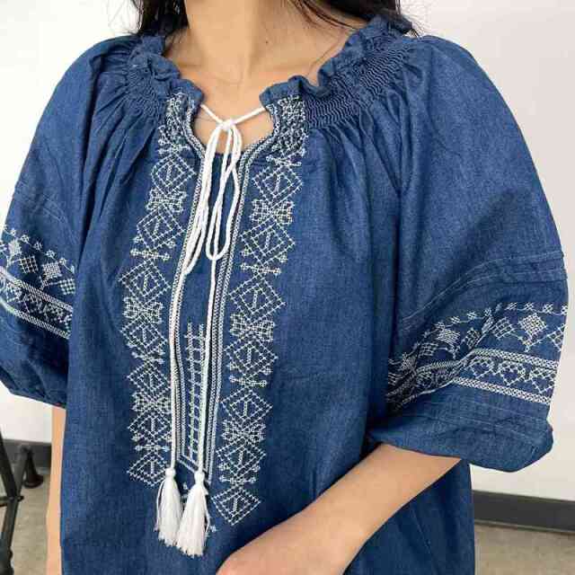 デニム刺繍プルオーバー