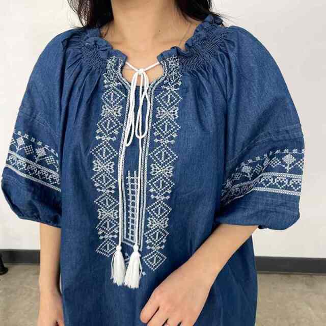 デニム刺繍プルオーバー