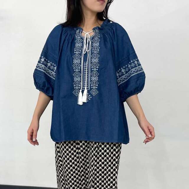 デニム刺繍プルオーバー