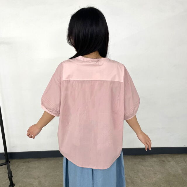 布帛切替プルオーバー