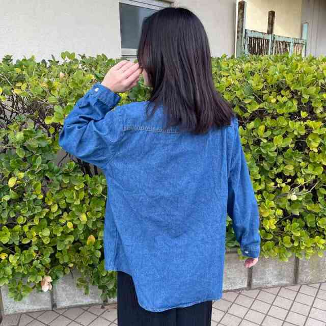 デニムシャツ