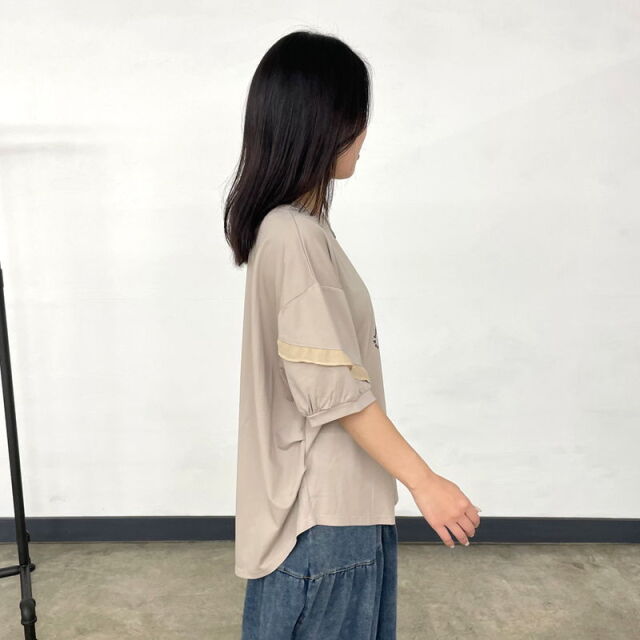 袖フリル花モチーフT