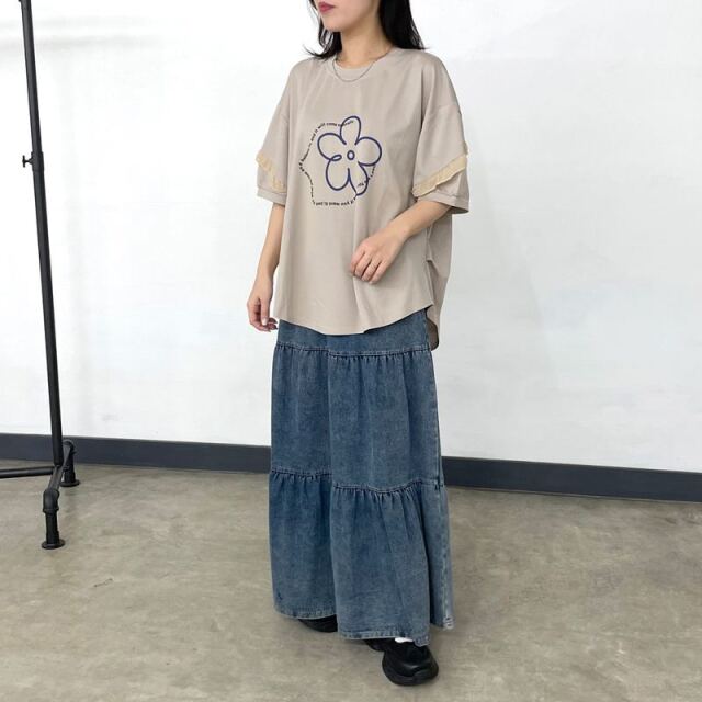 袖フリル花モチーフT