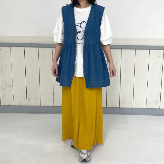 袖フリル花モチーフT