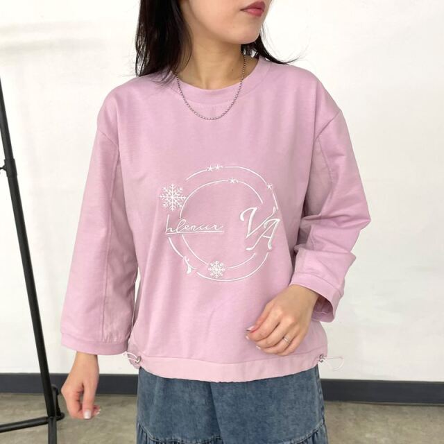 刺繍モチーフ切替プルオーバー