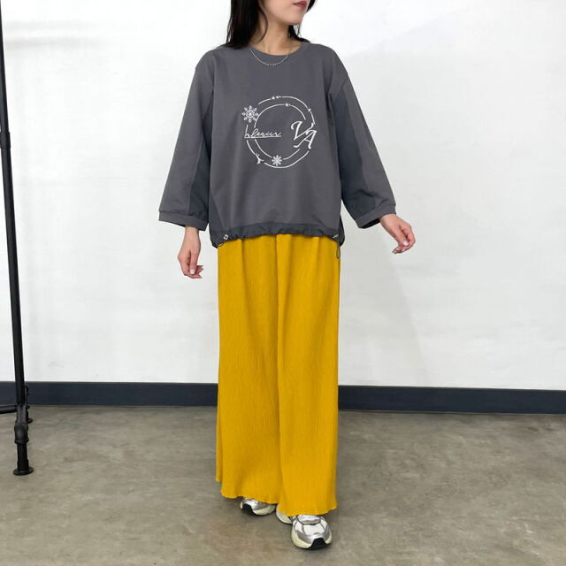 刺繍モチーフ切替プルオーバー