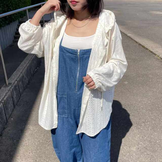 レースフードシャツ