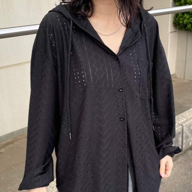レースフードシャツ