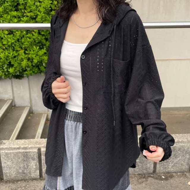 レースフードシャツ