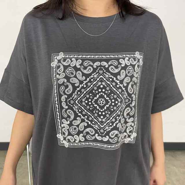 ペイズリーTシャツ