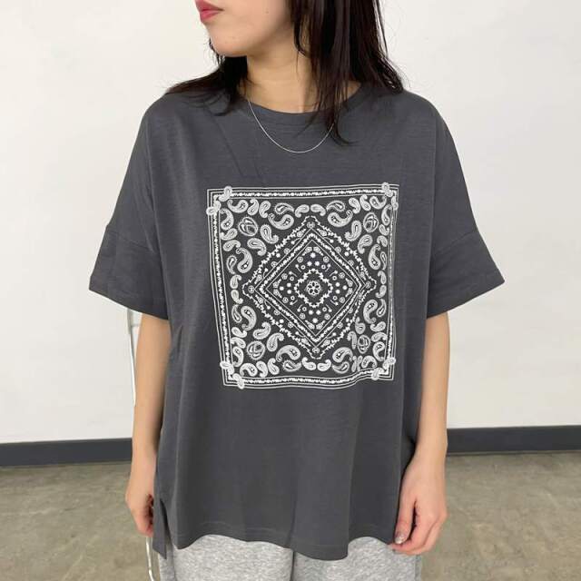 ペイズリーTシャツ