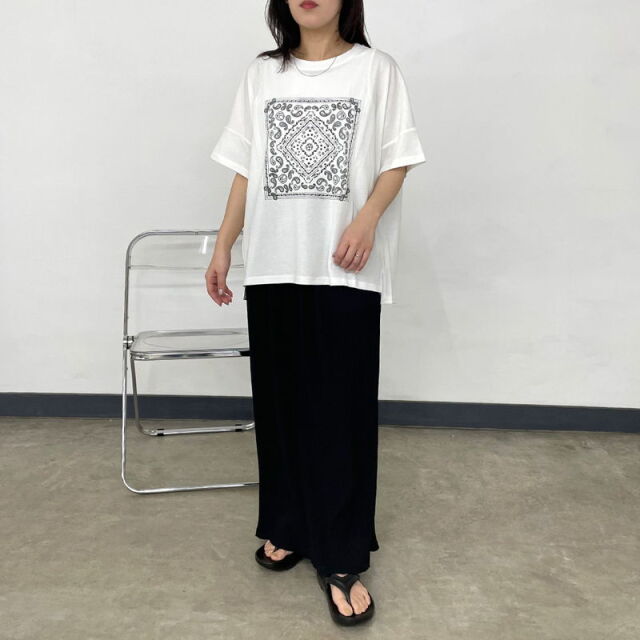 ペイズリーTシャツ