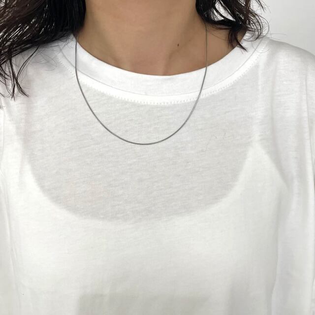 バック布帛切替プルオーバー