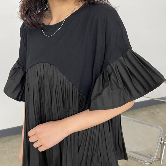 プリーツ切替プルオーバー