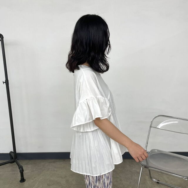 プリーツ切替プルオーバー