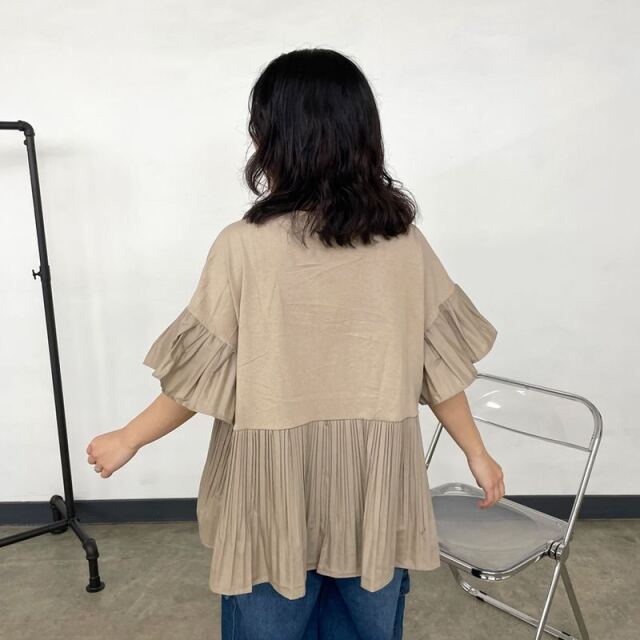 プリーツ切替プルオーバー