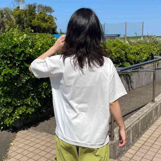 クロシェ貼付プルオーバー