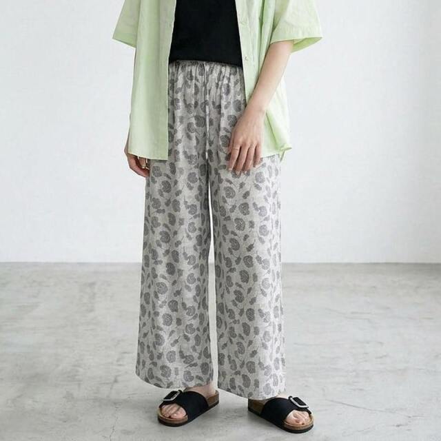 柄ワイドパンツ