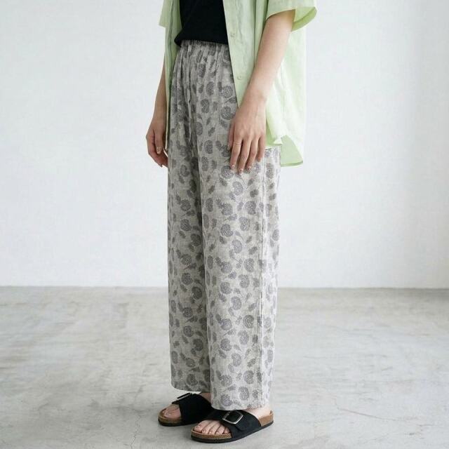 柄ワイドパンツ