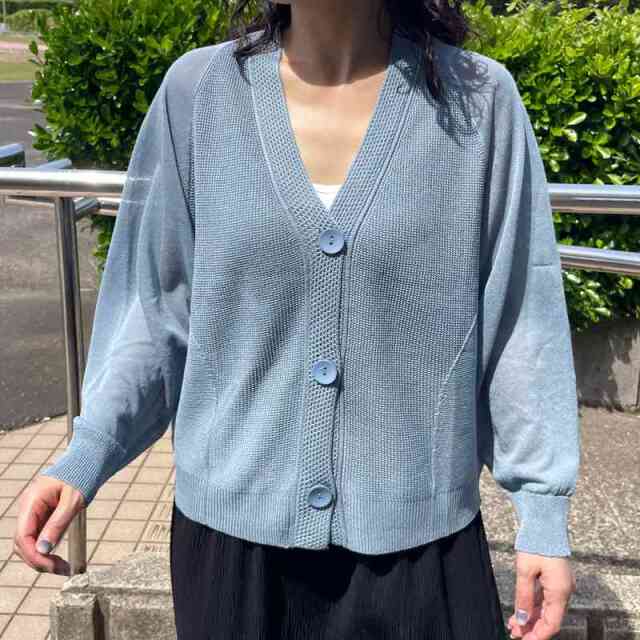 編地切替カーディガン