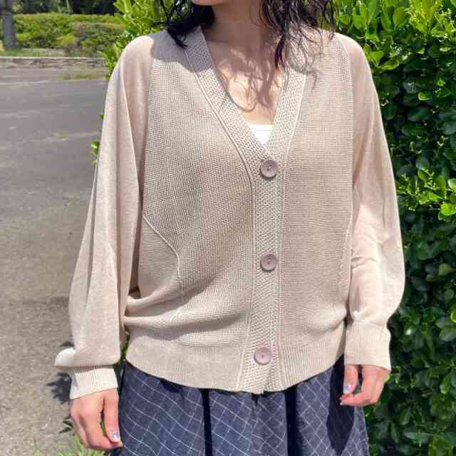 編地切替カーディガン