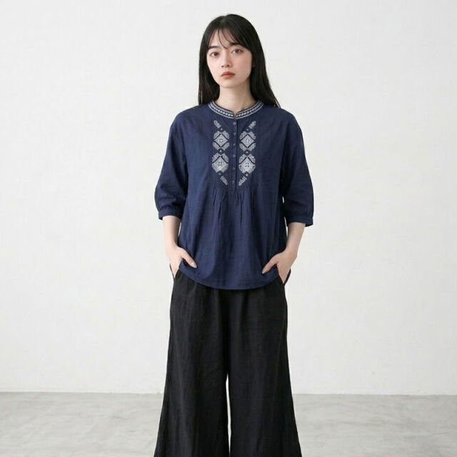 刺繍ブラウス