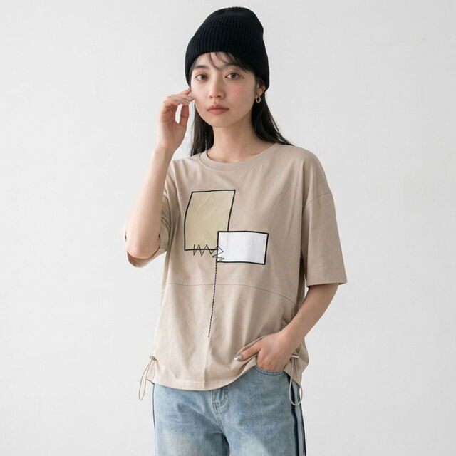 刺繍貼付ドロストプルオーバー