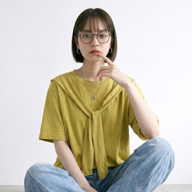 肩巻きデザインTシャツ