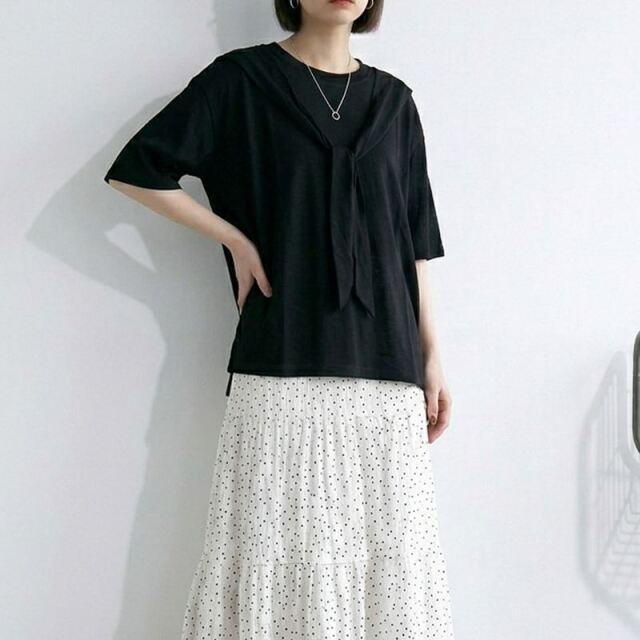 肩巻きデザインTシャツ