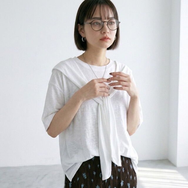 肩巻きデザインTシャツ