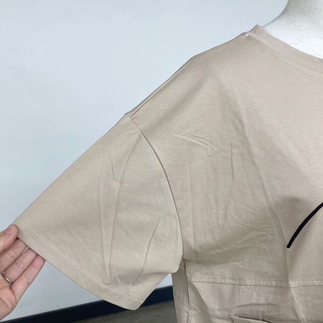 ロゴ切替プルオーバー