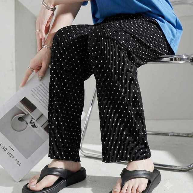 柄プリーツパンツ