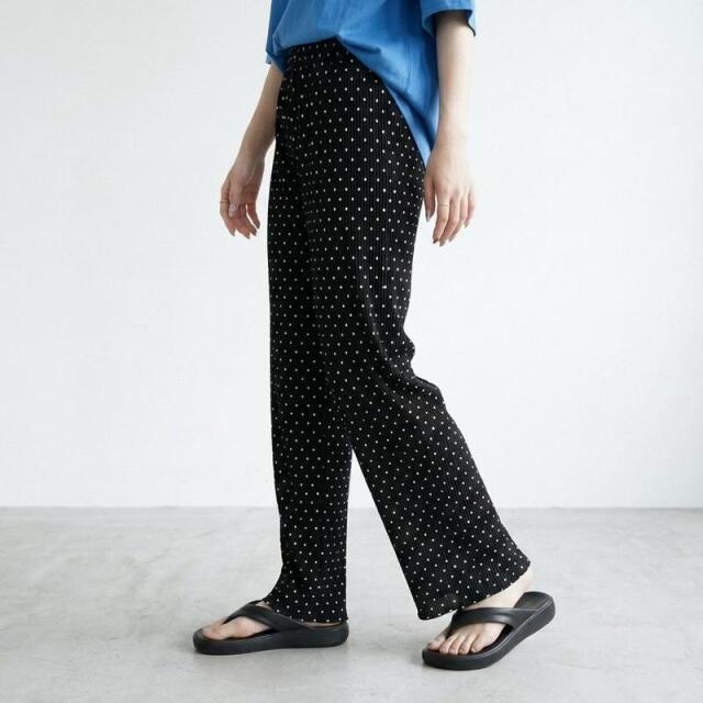 柄プリーツパンツ