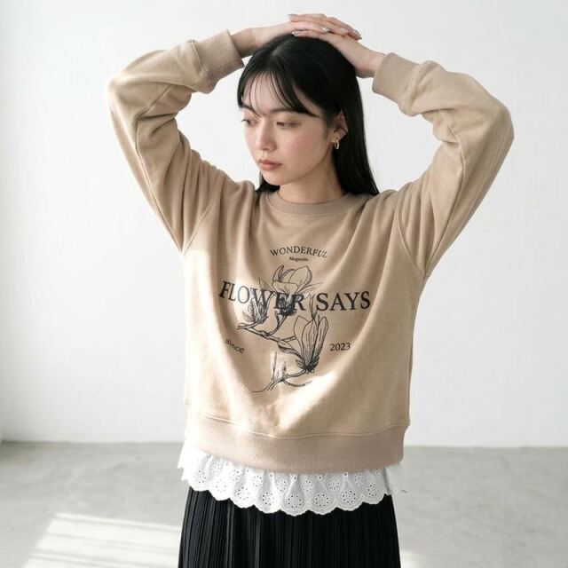 裾レースプリントプルオーバー