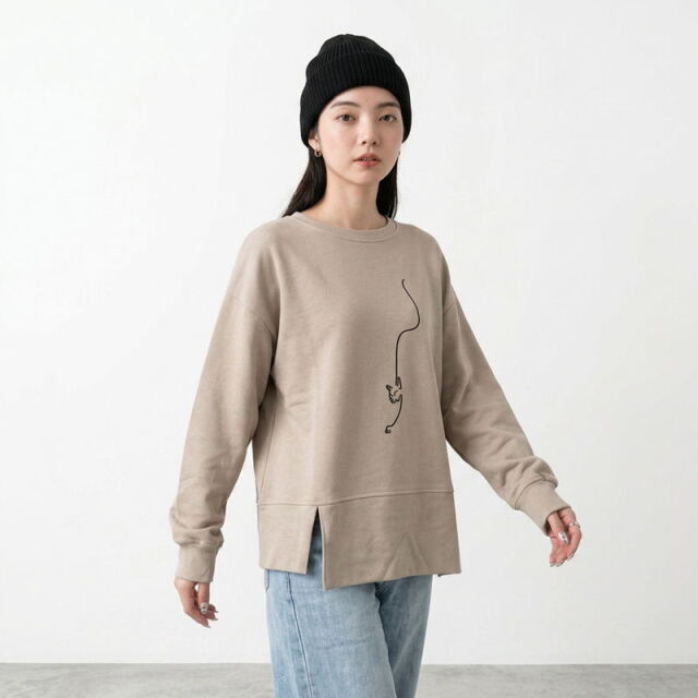 線ネコ刺繍プルオーバー