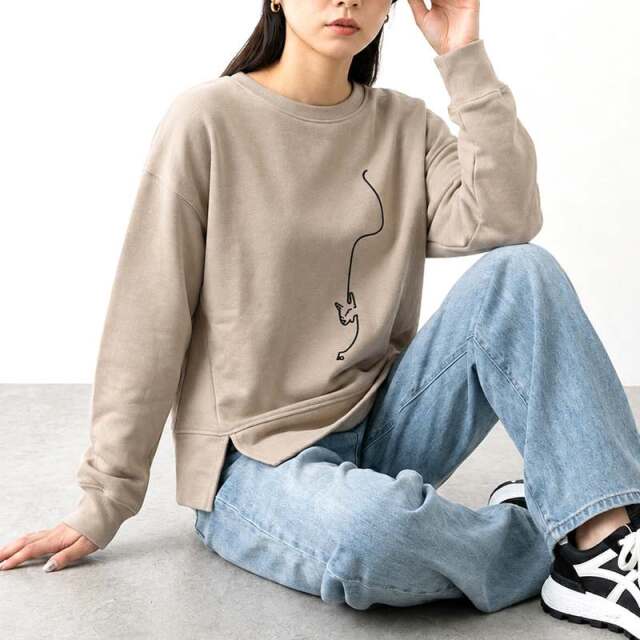 線ネコ刺繍プルオーバー
