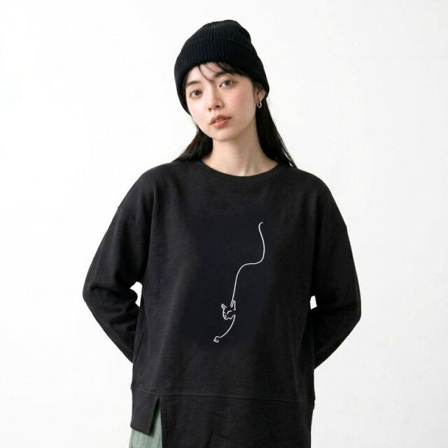 線ネコ刺繍プルオーバー