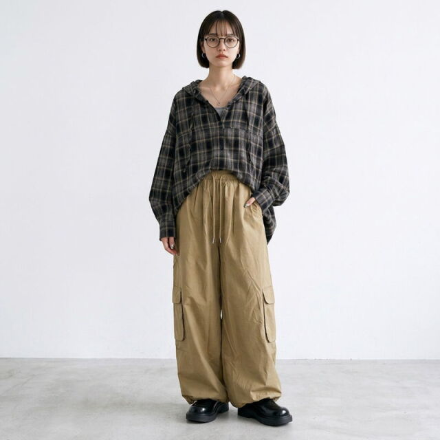 チェックフードシャツ