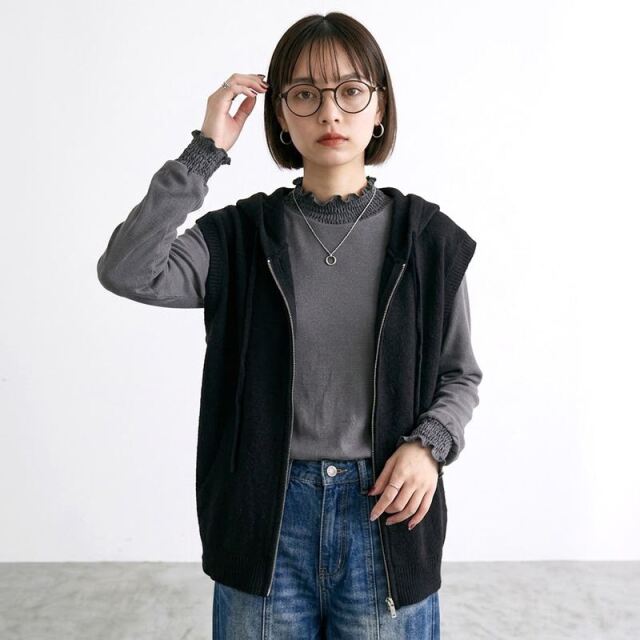 ニットフードZIPベスト